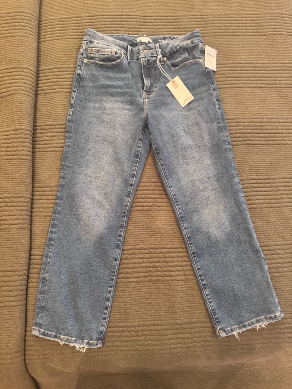 Good American Straight-Leg Jeans — Light Blue Wash - Picture 3 of 5